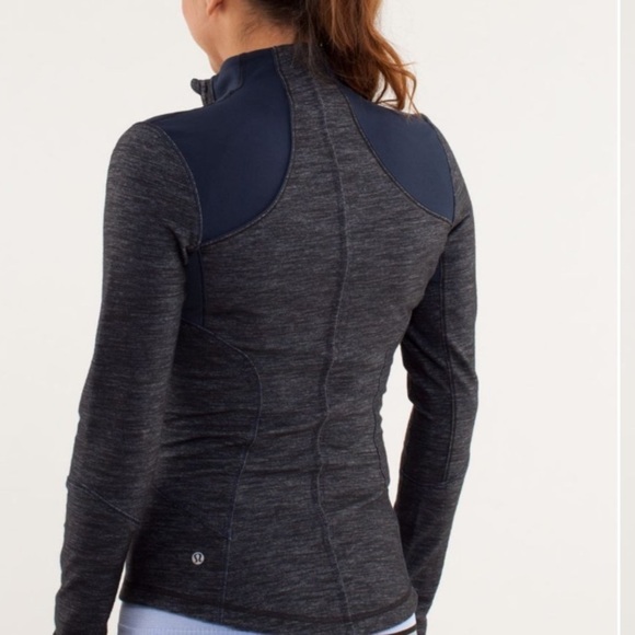 EUC Lululemon Forme Jacket Reversible Slub Denim Inkwell / Inkwell - Picture 3 of 12